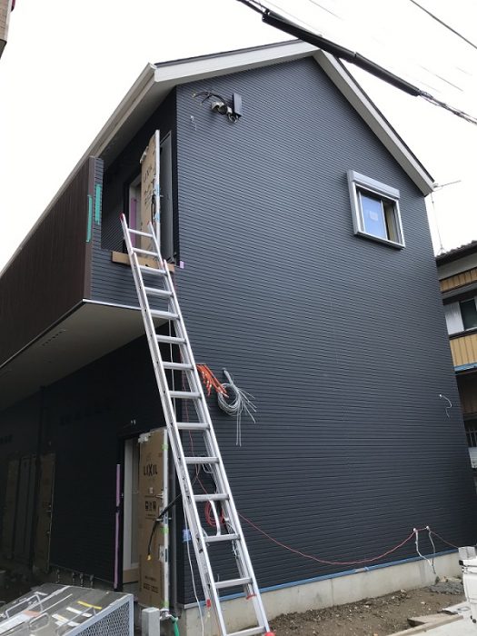 江戸川区で自然素材を使ったこだわりの注文住宅を建てる工務店ニットー住宅牛山が視察にいったアパートの写真です。