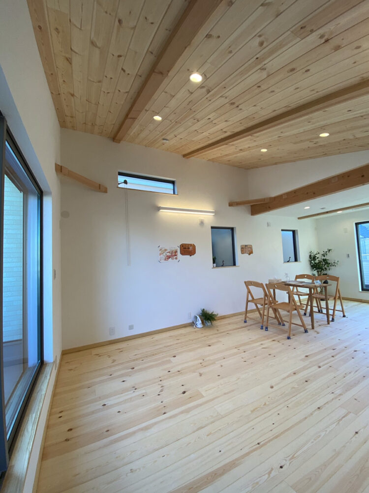 江戸川区で自然素材の注文住宅を建てるニットー住宅　ヌック下造作収納